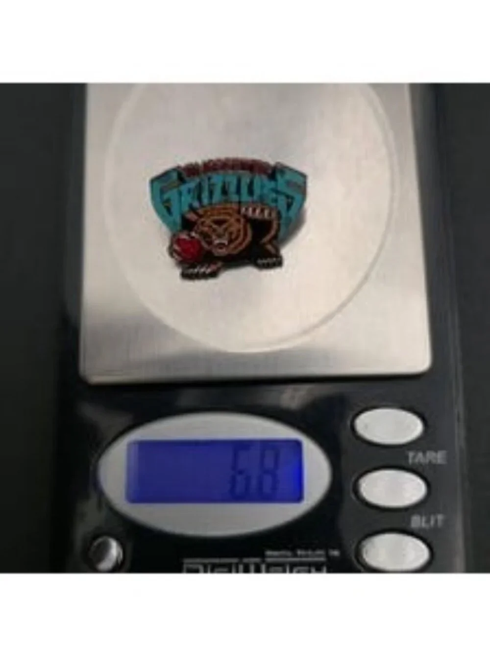 Vintage Vancouver Grizzlies NBA Hardwood Classics Logo Collectible Pin A8380